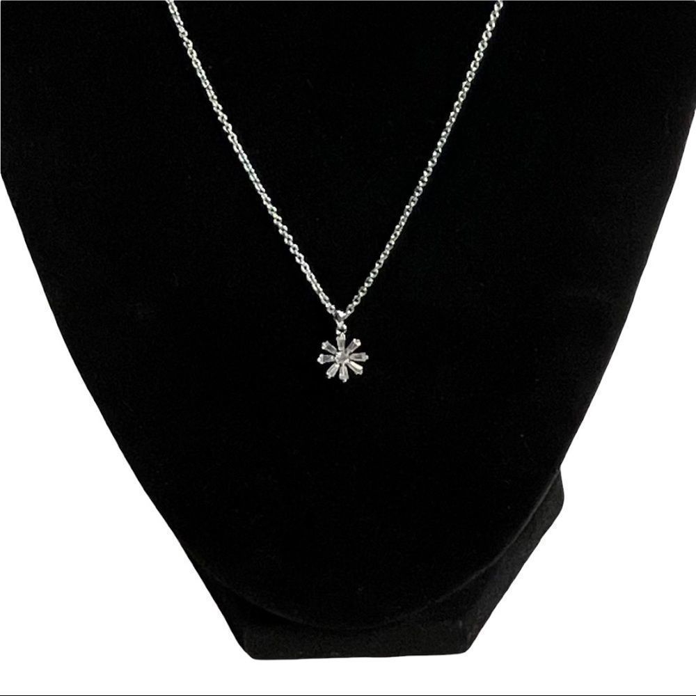 Banana Republic Signed Silver Tone Tiny Snowflake Charm Necklace NWT